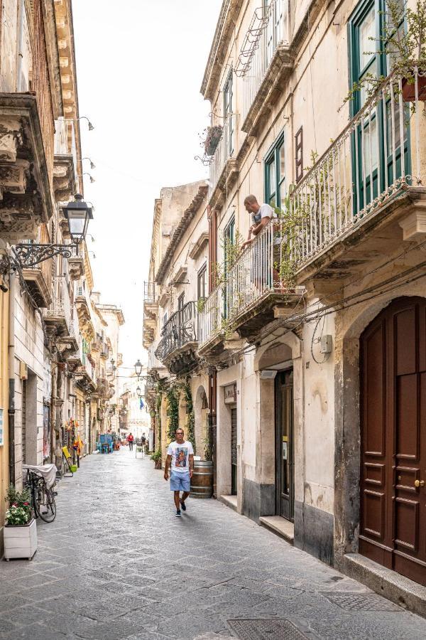 I Tre Balconi Di Via Roma Apartment Syracuse Ngoại thất bức ảnh