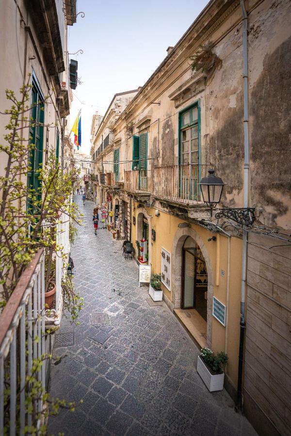 I Tre Balconi Di Via Roma Apartment Syracuse Ngoại thất bức ảnh